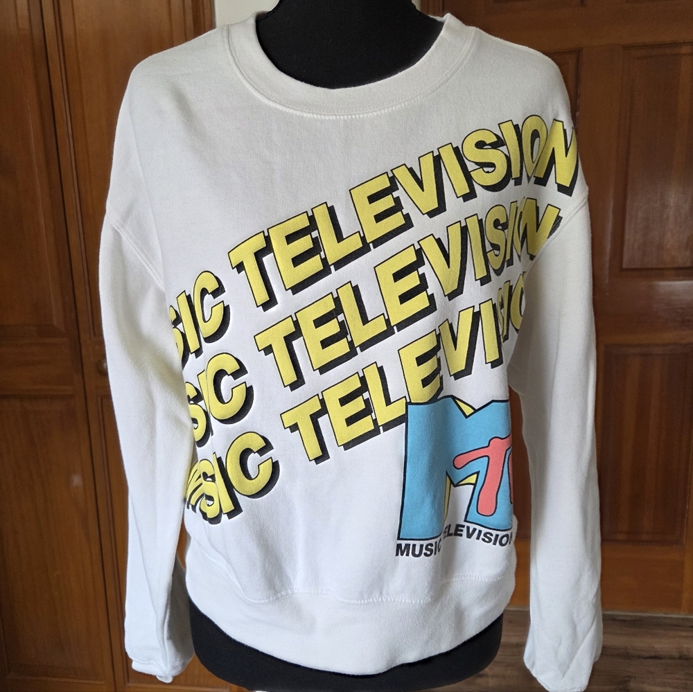 90s Vibes!!! MTV White Sweatshirt with Yellow Text and Blue-Pink Logo